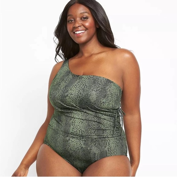 Cacique Swim Wireless Asymmetrical Green Python
Print One-Piece Swimsuit Size 20 - Picture 1 of 5